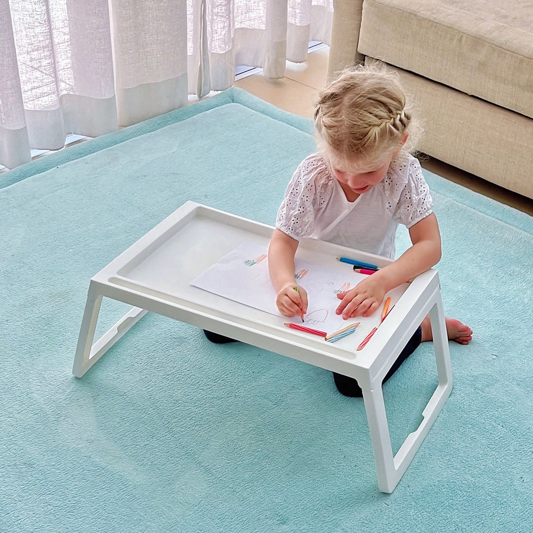 Table de lit multifonction pliante – Confort et praticité à portée de main