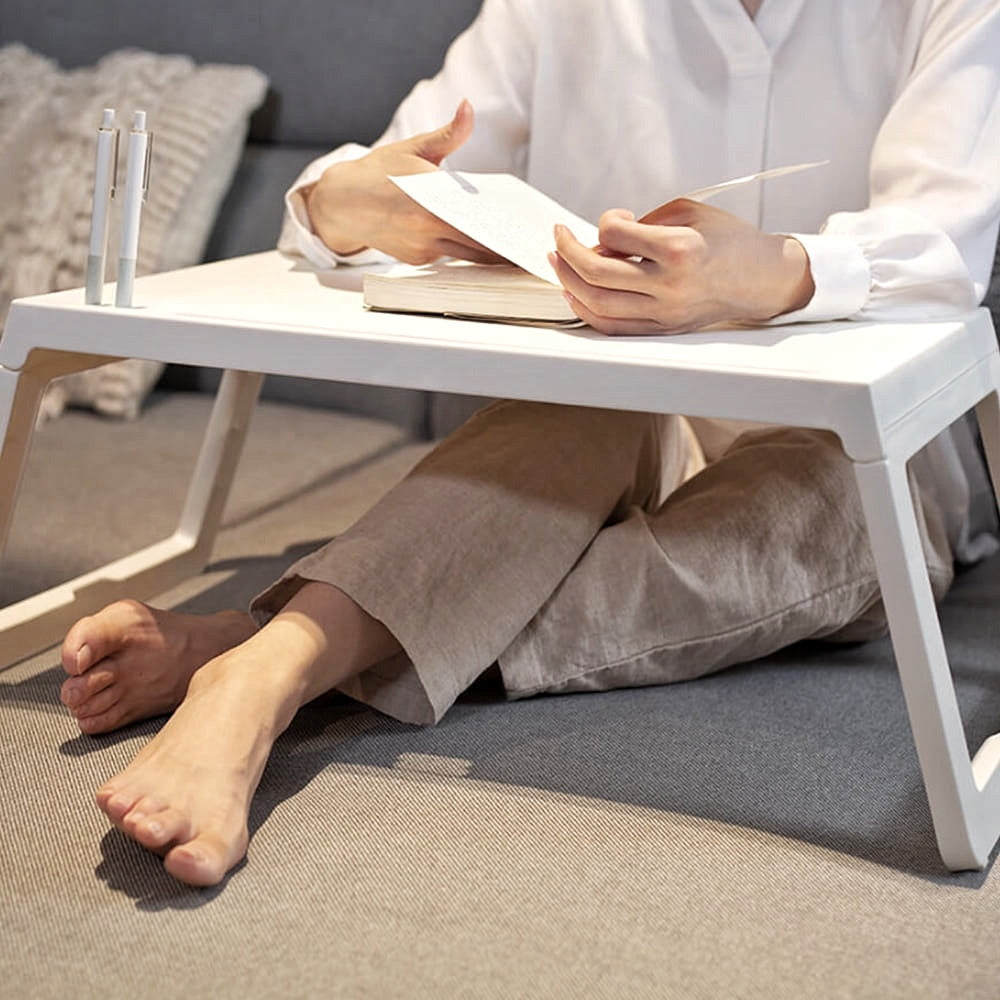 Table de lit multifonction pliante – Confort et praticité à portée de main